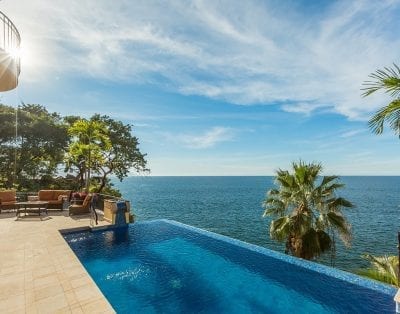 Luna Creciente Vallarta