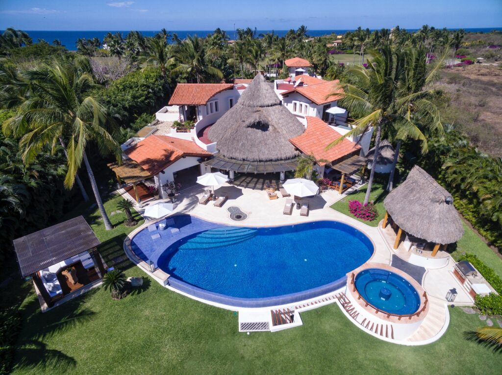 market luxury villa staff