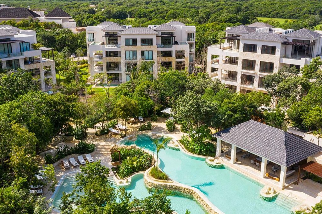 fairmont heritage place