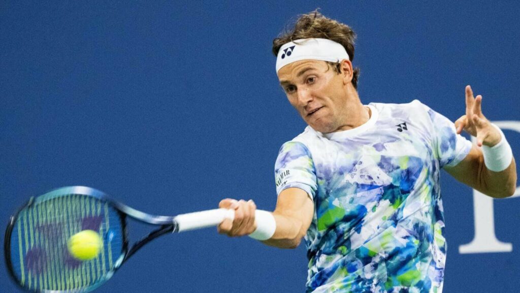 Image of tennis champions Rune, Zverev, Ruud, and Tsitsipas, all confirmed for the 2024 Los Cabos Open.