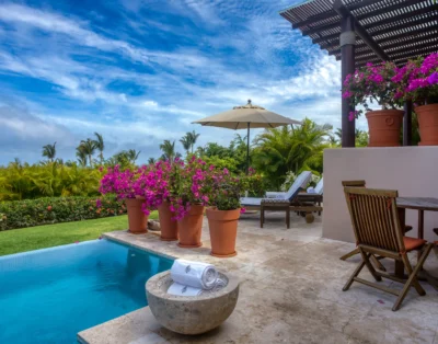 pelicano four seasons private villa