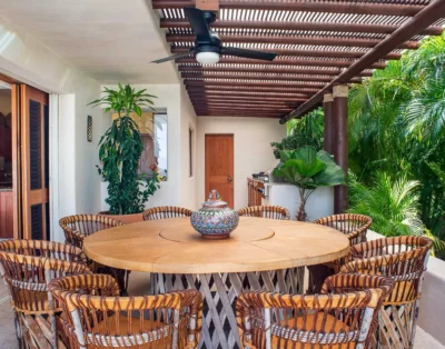 luxury-four-seasons-villa0