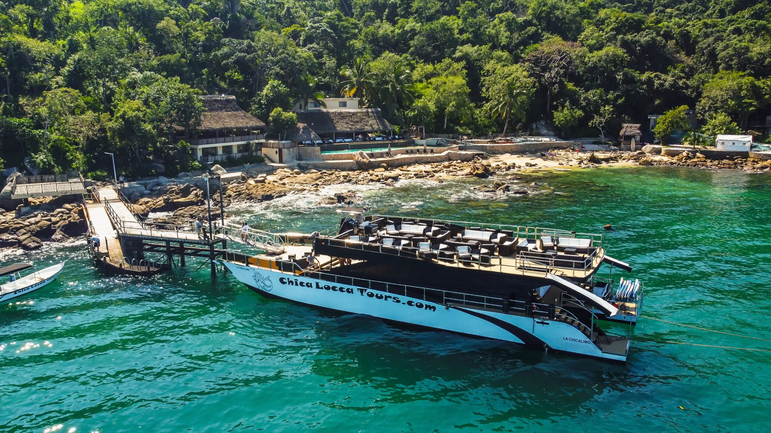 Luxury mega yacht charter on Banderas Bay, Puerto Vallarta